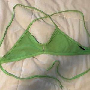 Light green Jolyn vent top size small